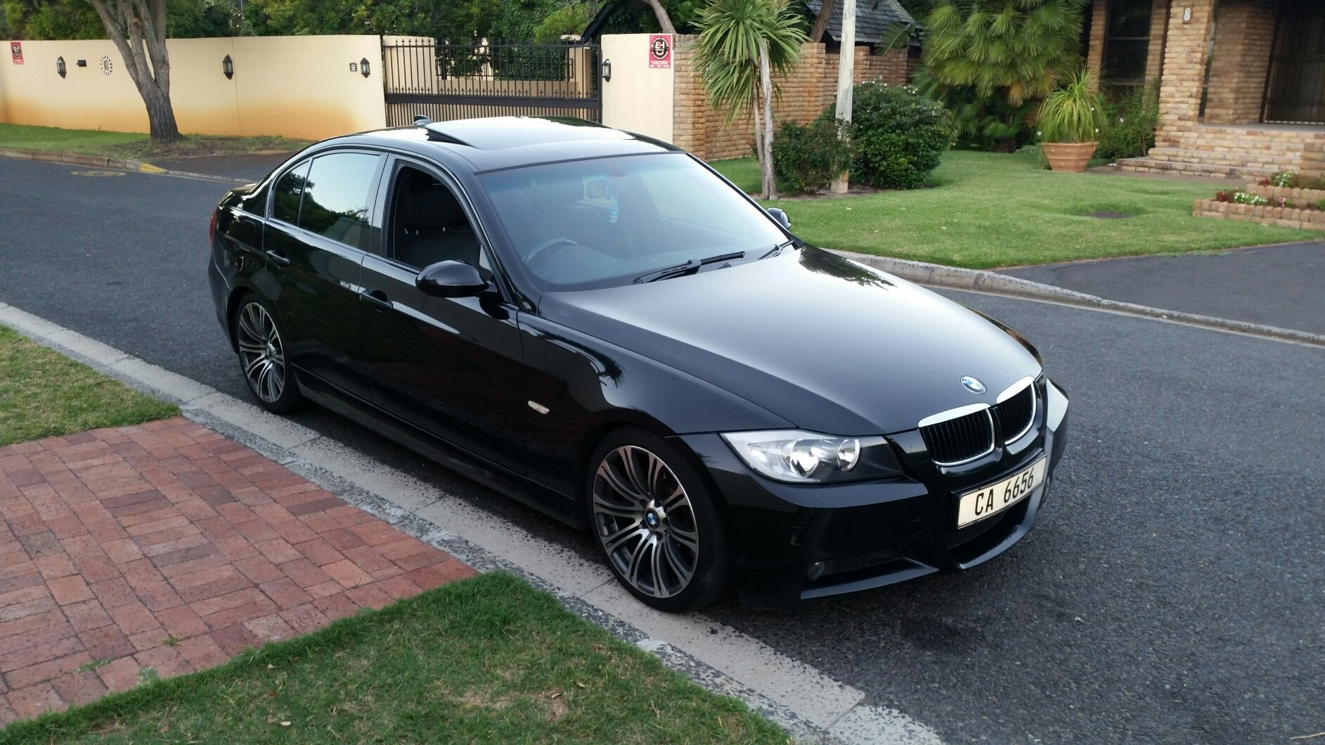 Bmw Sapphire Black 06 330i E90 Manual Sports Pack